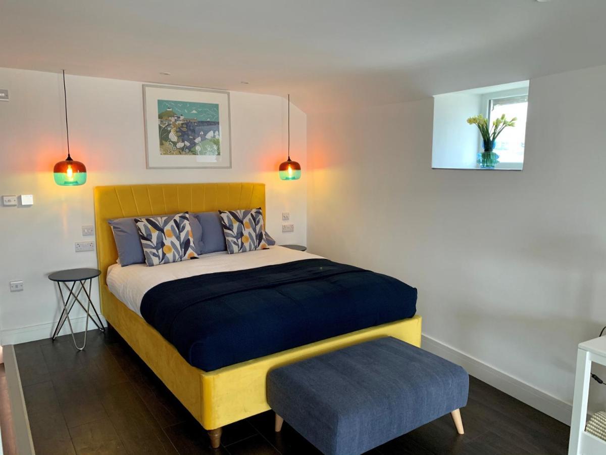 Modern Studio Apartment With Stunning Views! St Ives Eksteriør bilde